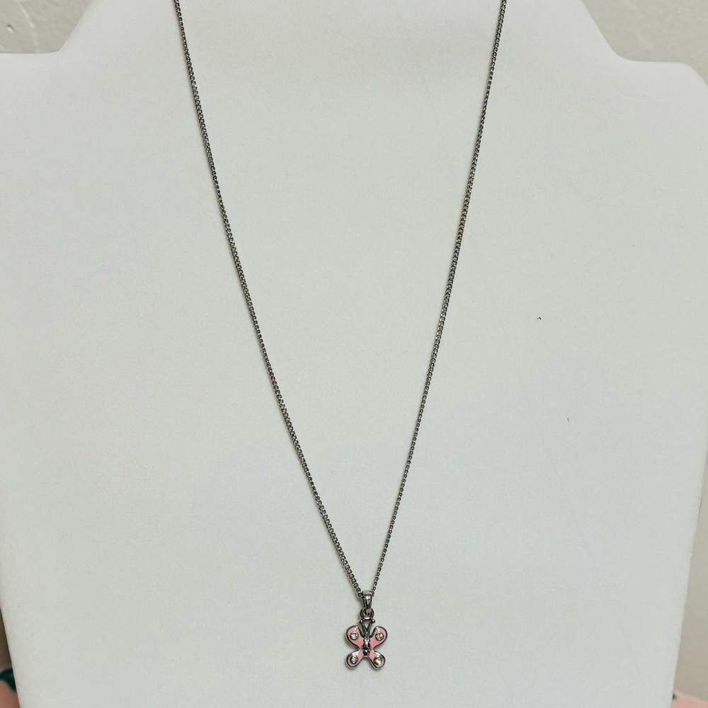 Lia Sophia Social Butterfly Necklace 15"-18" New with tags! - Picture 2 of 6